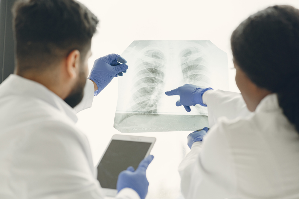 Broncoscopía robótica se perfila como la vía más segura y rápida  para diagnosticar el cáncer de pulmón