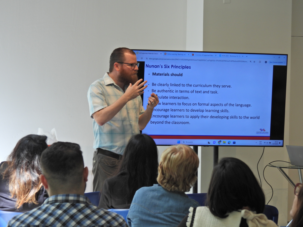 Empleos que requieren inglés en Costa Rica ofrecen salarios hasta 60% más altos