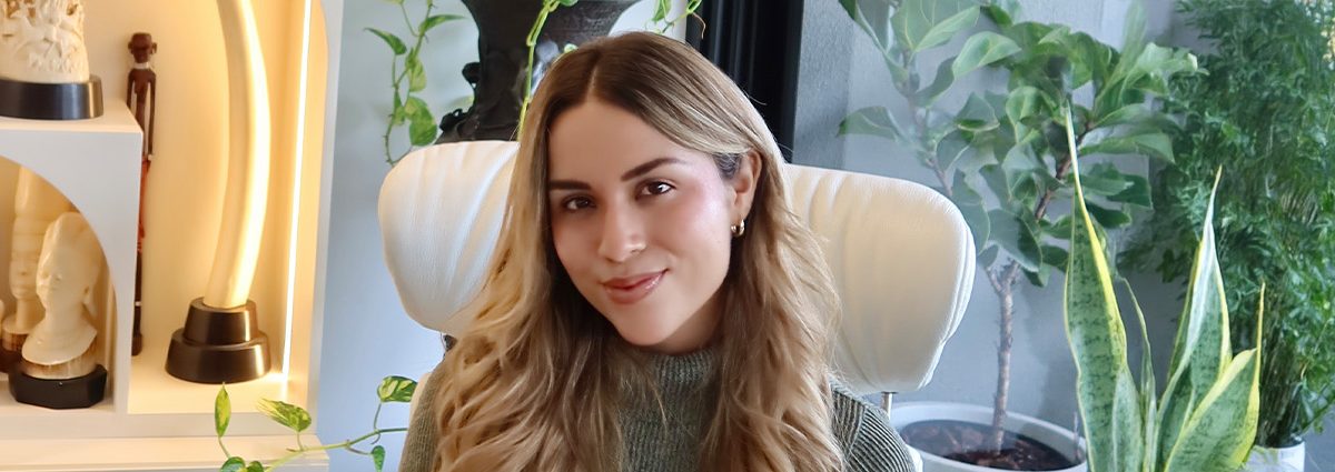 Rebecca Carrillo construye su propio camino en la psicología