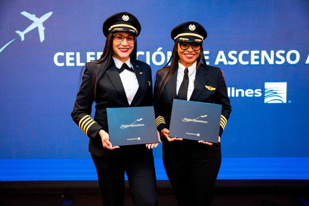 Copa Airlines celebra el ascenso de 29 nuevos capitanes y continúa impulsando su talento operativo