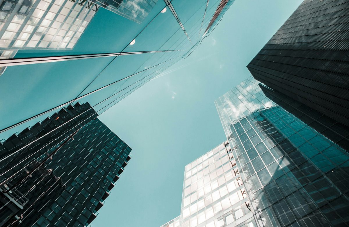 Empresas líderes logran hasta 20% más EBITDA al transformar su negocio con inteligencia artificial, según McKinsey & Company