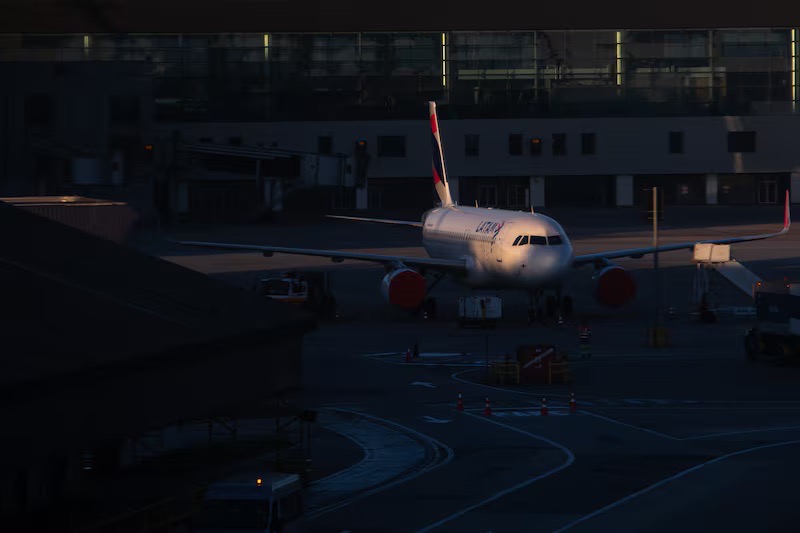 Los cuatro países de América Latina que más impulsan el crecimiento del tráfico aéreo y de viajeros en 2026
