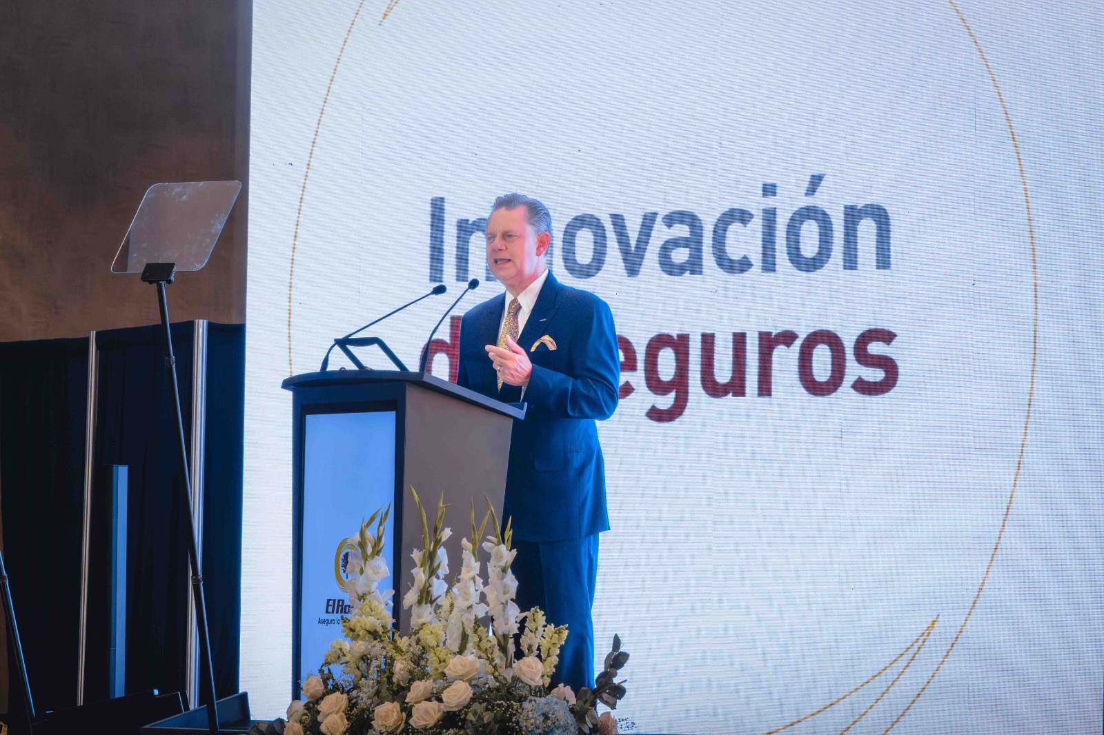 Guatemala: Seguros El Roble presenta su nueva identidad visual