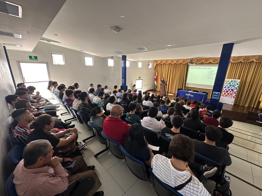 Expertos compartirán las claves para construir un currículo que abra oportunidades en feria de empleo de Montes de Oca