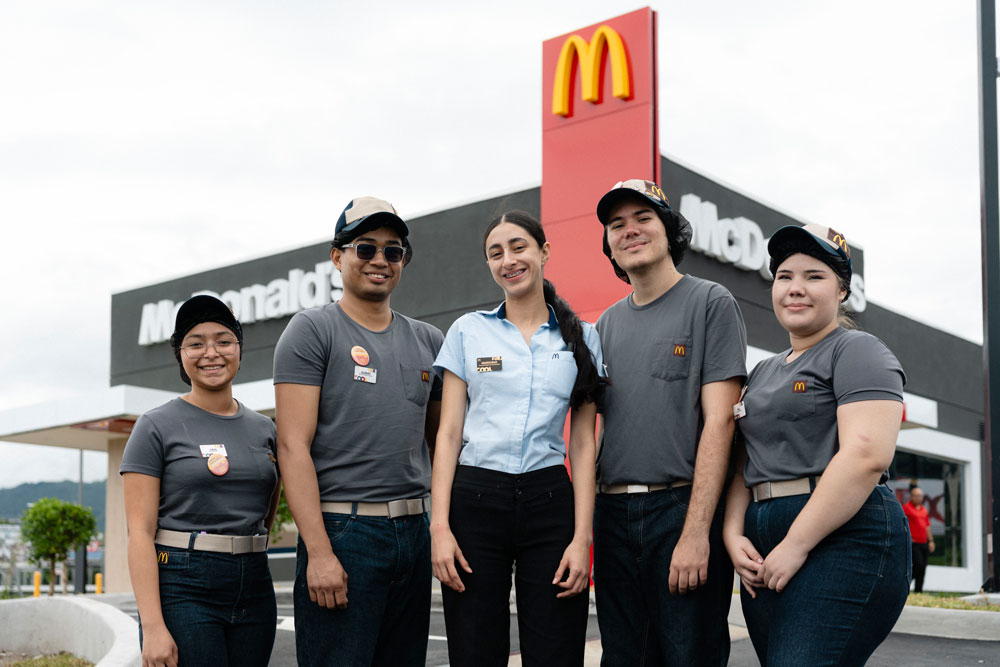 McDonald’s lanza cvdevida.com, una plataforma que abre oportunidades de empleo para jóvenes en Costa Rica