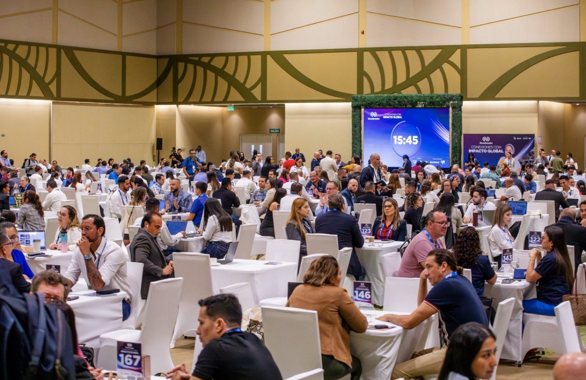 Más de 3000 citas de negocios vinculan a multinacionales con proveedores costarricenses en Encadenados 2026