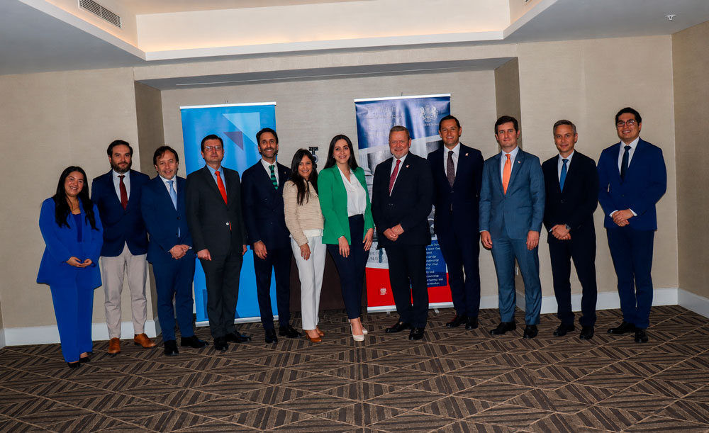 Reino Unido y CAF celebraron su compromiso con el desarrollo sostenible a través de una nueva alianza Chevening