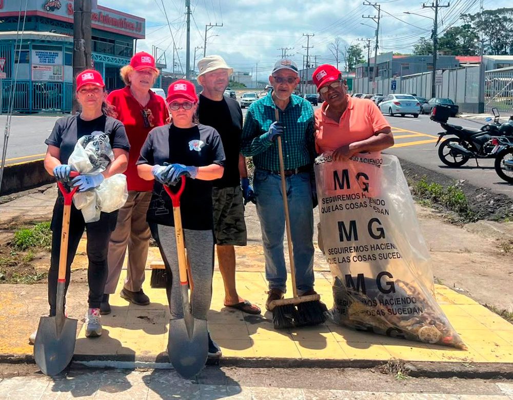Coca-Cola FEMSA recupera en Costa Rica más de 300 Kg de residuos en jornada de limpieza comunitaria