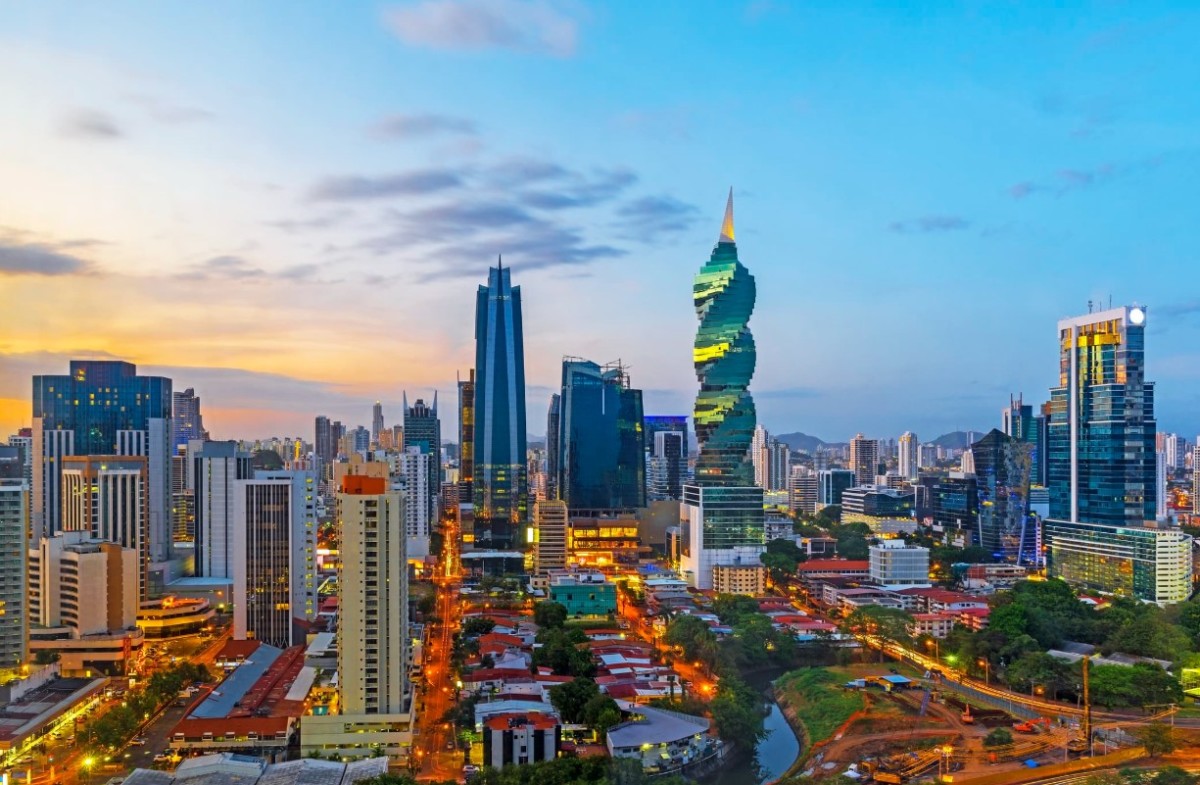 Panamá se postula como sede del foro global de inversionistas en 2027