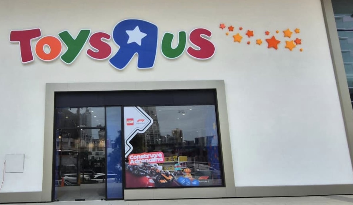Toys “R” Us inaugura su tienda insignia en Panamá