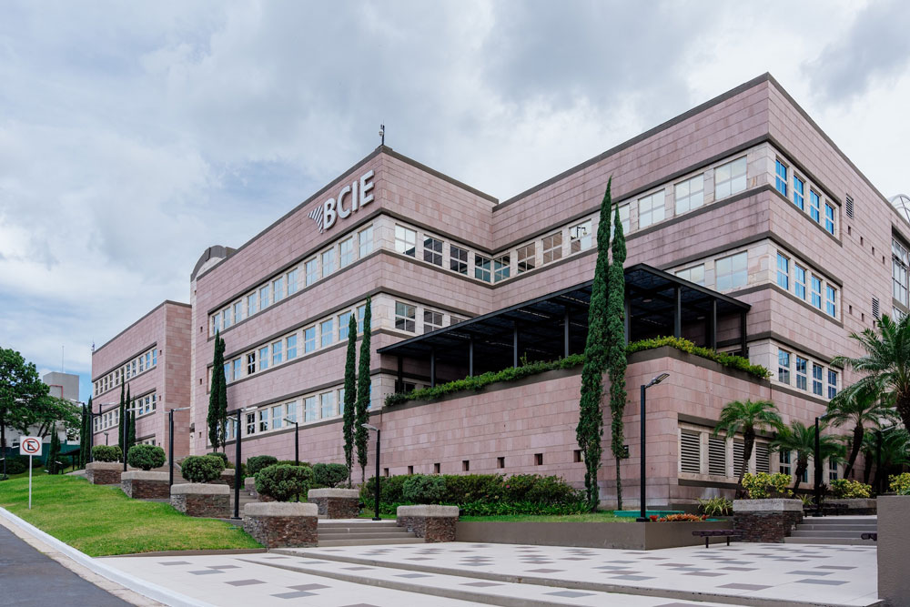 BCIE amplía el acceso a financiamiento para impulsar a las MIPYMES y los sectores productivos de Honduras