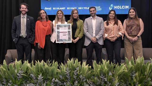 Holcim Costa Rica reduce su huella de carbono en 13% y recibe licenciamiento Esencial Costa Rica
