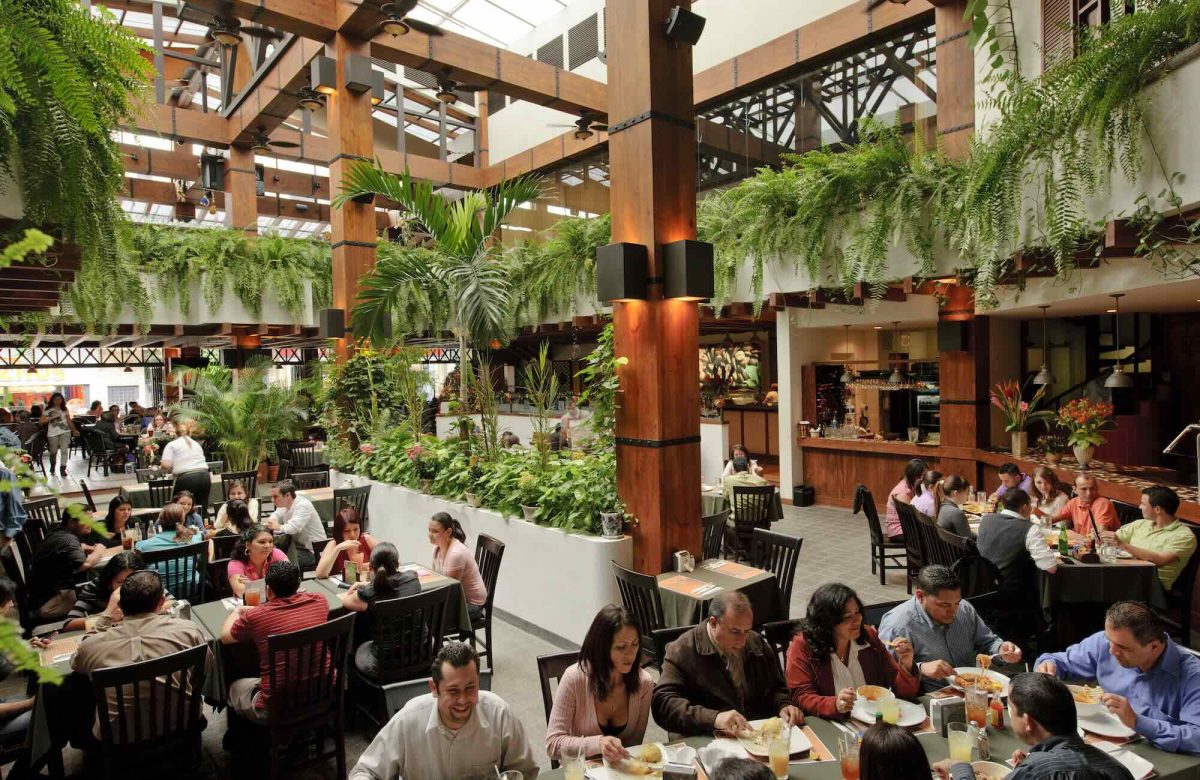 Con 70 años, el Hotel Balmoral apoya la regeneración del Centro Histórico de San José