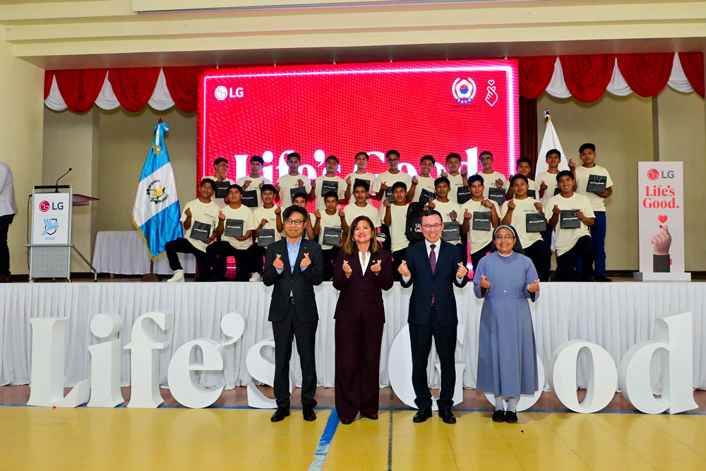 LG Electronics inicia en Guatemala la segunda promoción de LG Inverter School