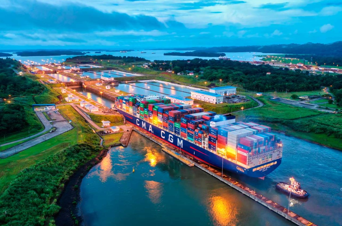 El Canal de Panamá mueve US$444.000 millones anuales en sus 112 años