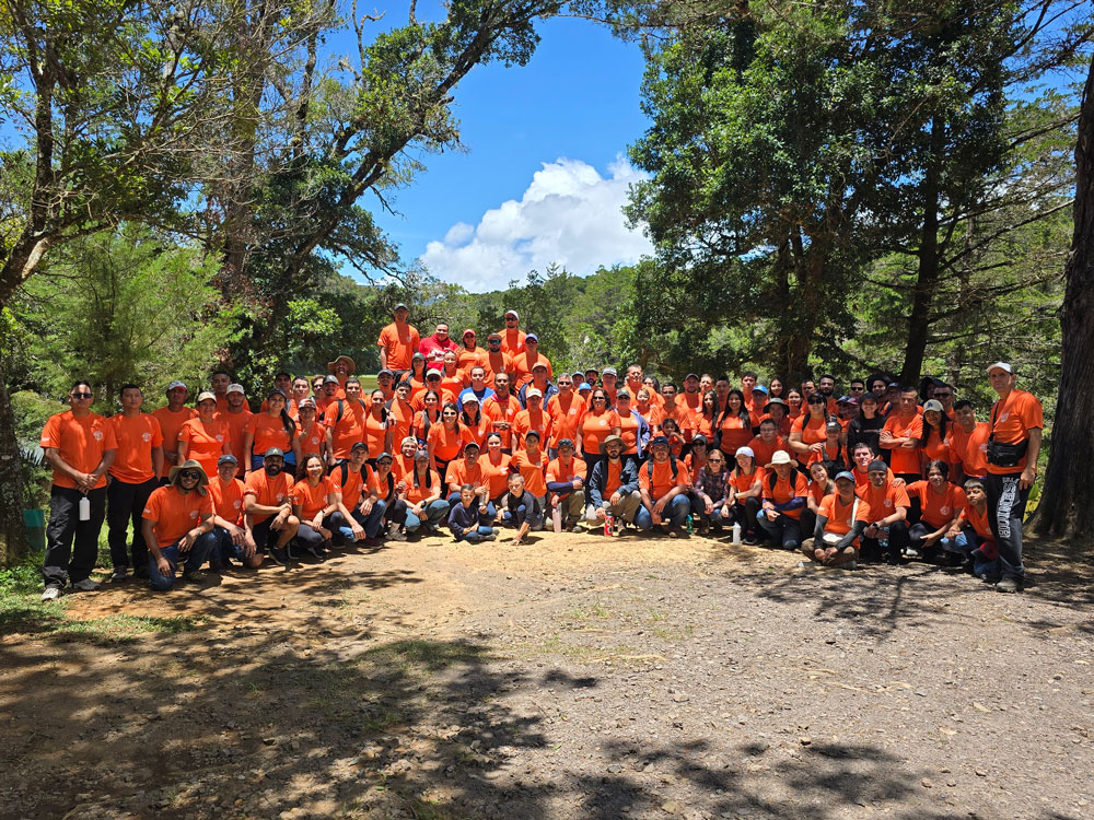 LAICA moviliza a más de 107 colaboradores voluntarios para sembrar 500 árboles