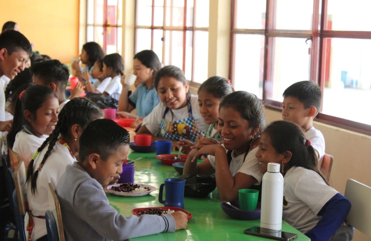 Banco de Alimentos ha entregado más de 258 000 desayunos escolares en Guatemala