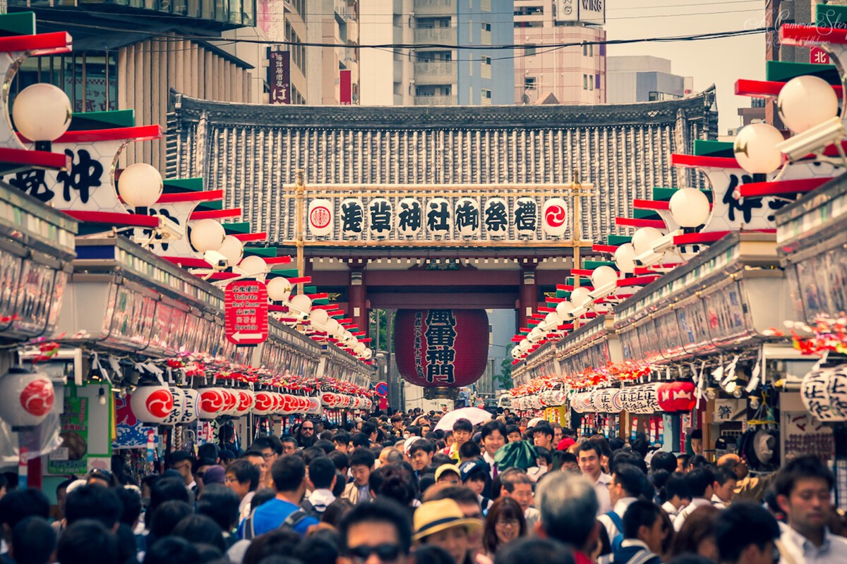 Japón recibe récord de turistas mientras solo 17% de sus ciudadanos tiene pasaporte