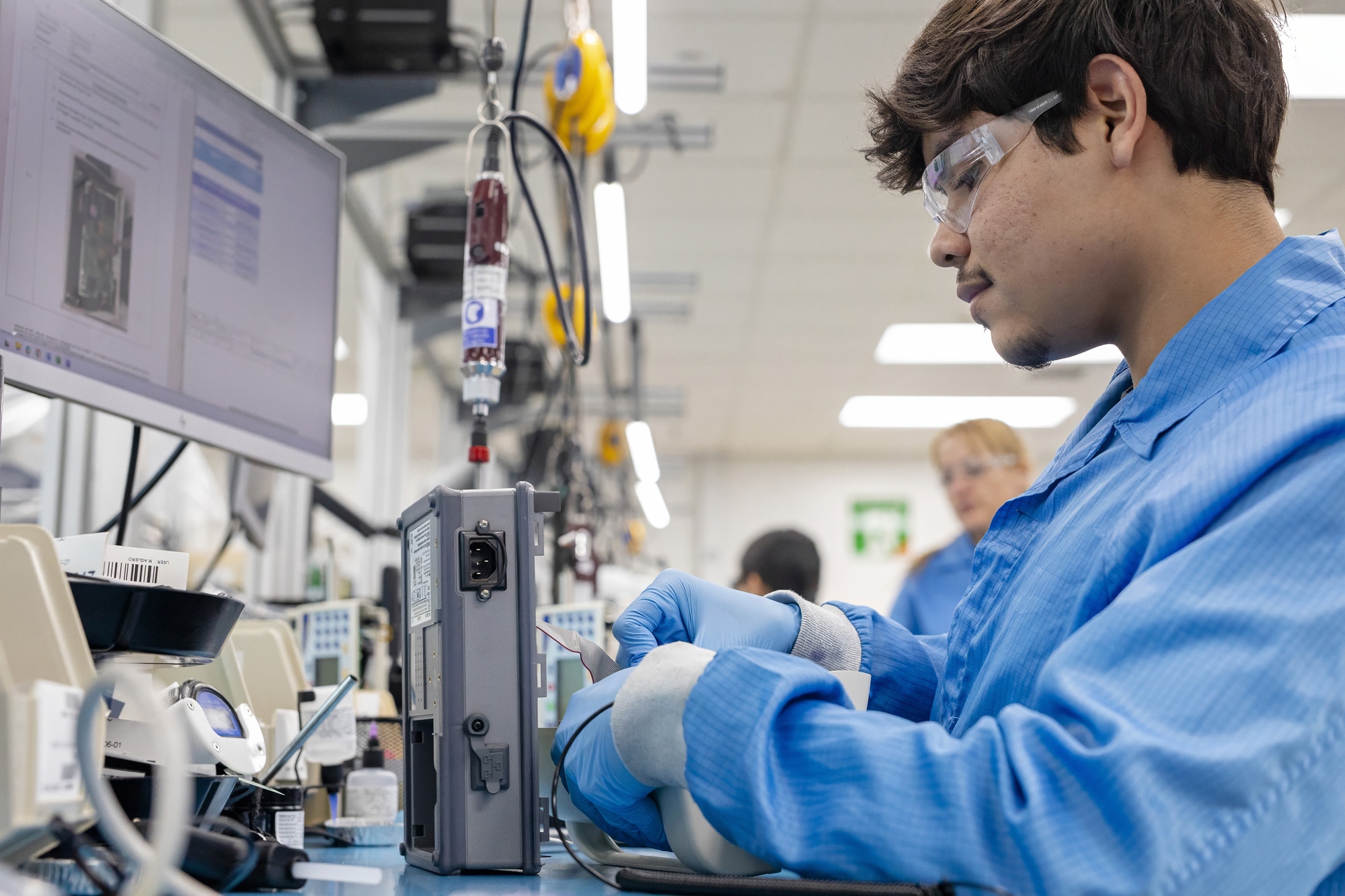 Costa Rica: Programa de Formación para el Empleo abre plazas para preparar talento en la industria de dispositivos médicos