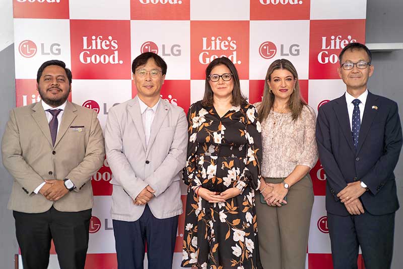 LG Electronics inicia en Guatemala la segunda promoción de LG Inverter School