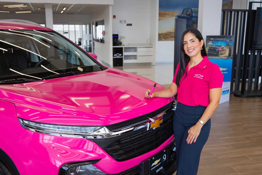 Campaña ‘Un Mensaje Rosa’, de Chevrolet, renueva sillas para sala de espera de Unidad de Quimioterapia del Hospital San Juan de Dios