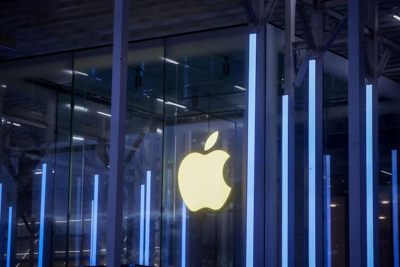 Apple presentaría su primer MacBook táctil a finales de octubre