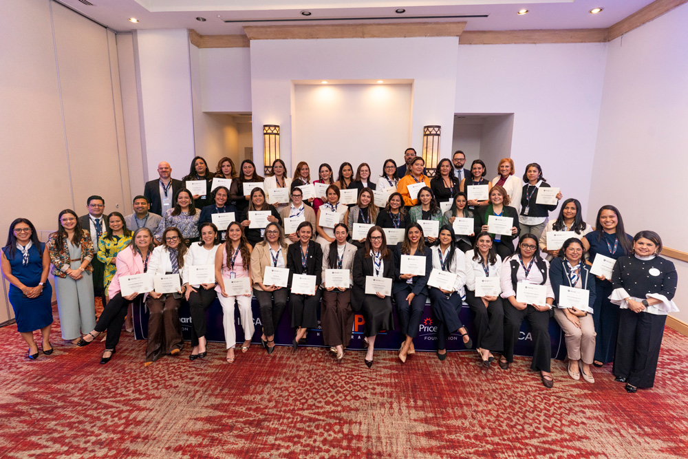 38 mujeres empresarias culminan la segunda edición de  EMPRO Honduras