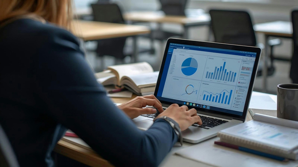 Empresas enfrentan el reto de integrar la IA sin perder el criterio humano en la gestión del talento