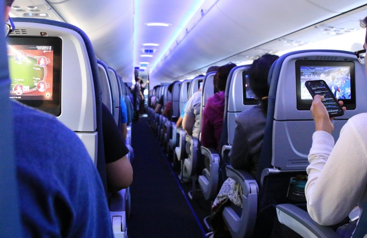 IATA: Demanda mundial de pasajeros baja 0,8 % en agosto de 2026