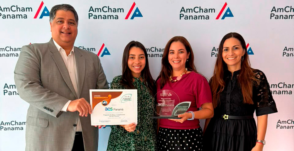 AES Panamá recibe el Reconocimiento Liderazgo Sostenible de AMCHAM por su Programa de Ética y Cumplimiento