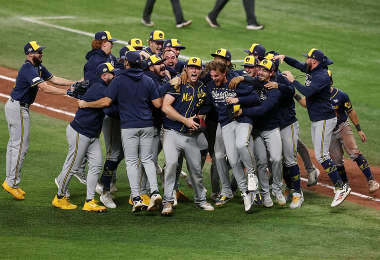 Cerveceros de Milwaukee conquistan su primera Serie Mundial